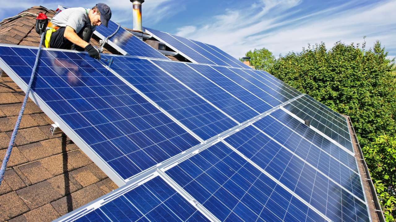 solar-panel-maintenance-cost