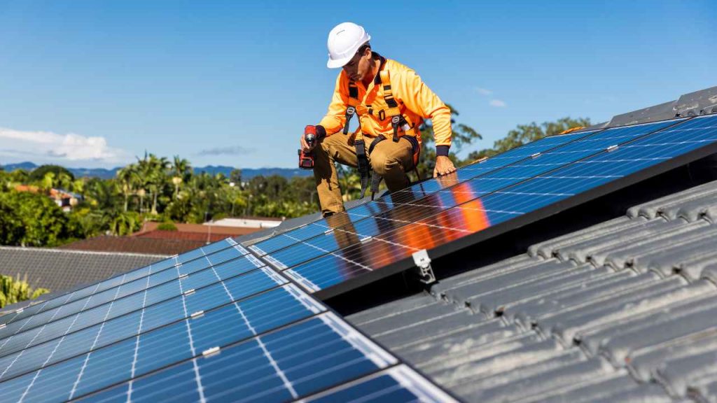 How Do Solar Panels Work? 3 energy-independence