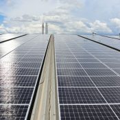 5 features schletter german flat roof ballasted system 1