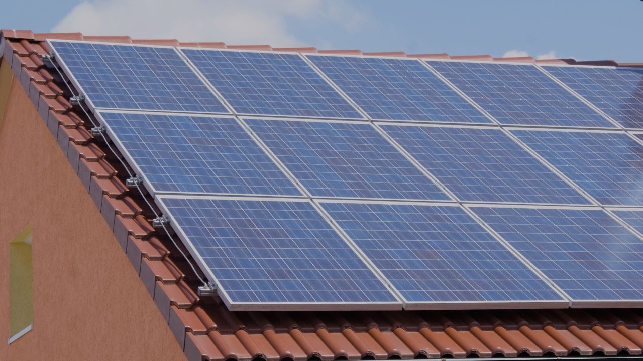 difference between solar pv and solar thermal 1